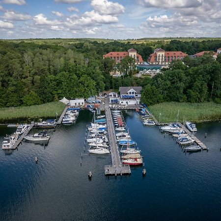 Precise Resort Bad Saarow Kültér fotó Aerial view of the marina