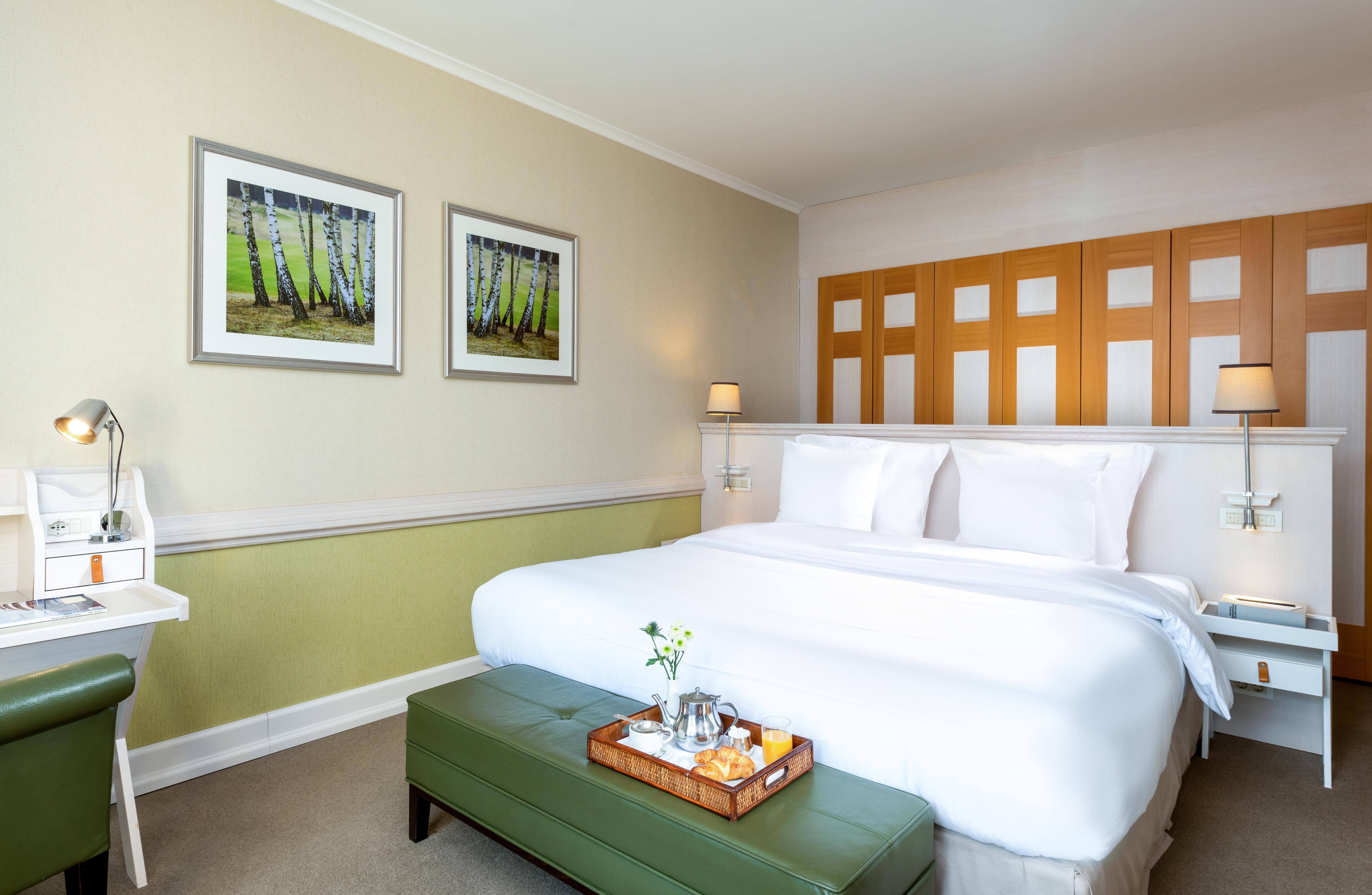 Precise Resort Bad Saarow Kültér fotó A bedroom at the hotel