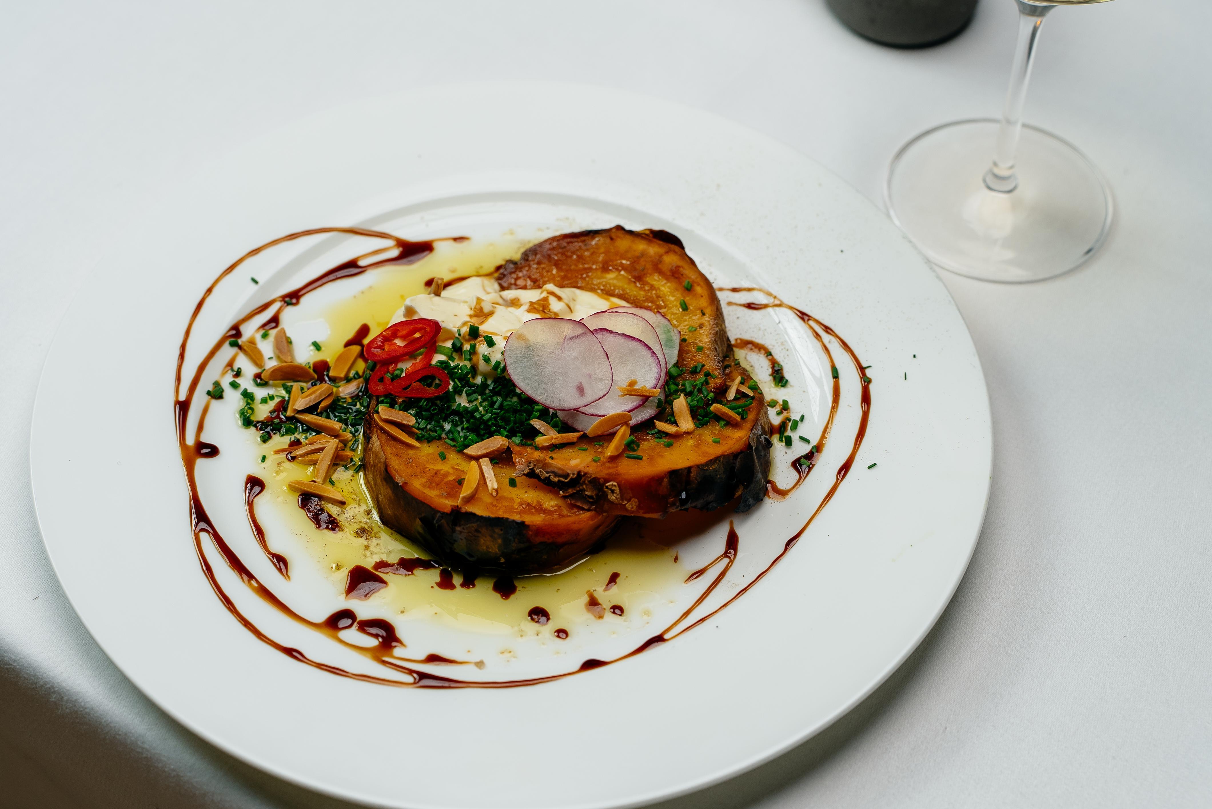 Precise Resort Bad Saarow Kültér fotó Aubergine with goat's cheese