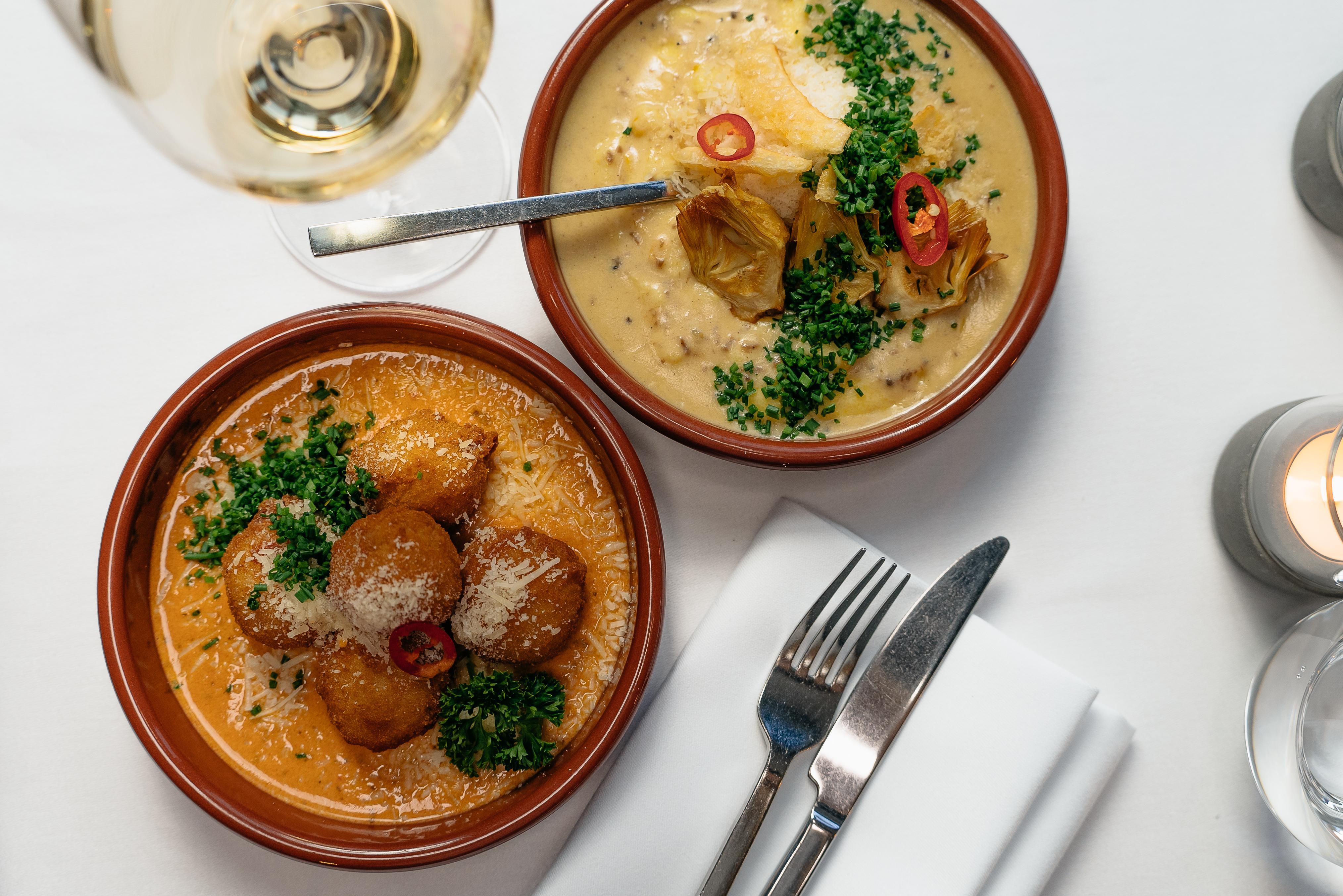 Precise Resort Bad Saarow Kültér fotó Two tapas dishes
